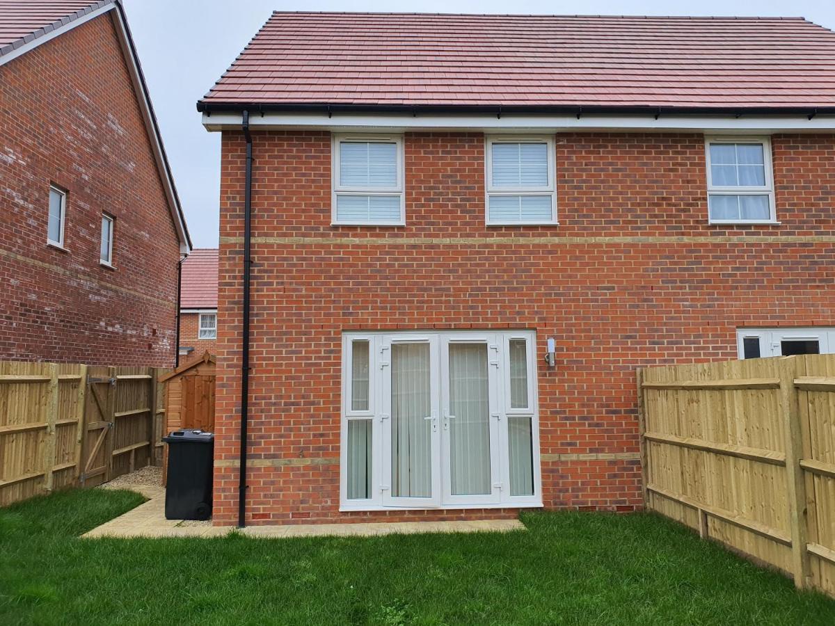 The Joyland Residential Home Romsey Esterno foto
